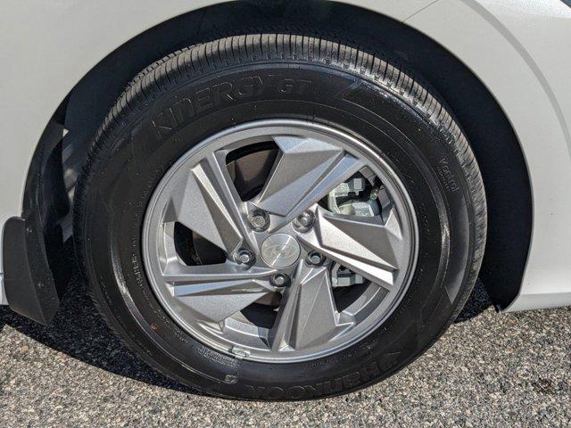 new 2025 Hyundai Elantra car, priced at $19,061