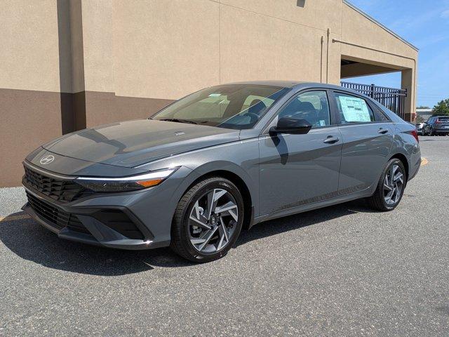 new 2025 Hyundai Elantra car, priced at $23,565