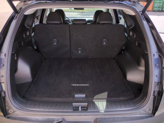 used 2024 Hyundai TUCSON Hybrid car, priced at $30,998
