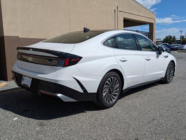 new 2024 Hyundai Sonata Hybrid car, priced at $38,578