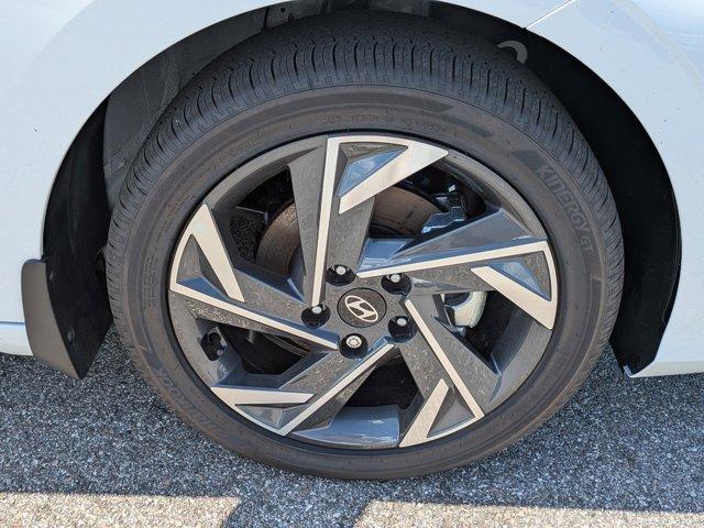 new 2025 Hyundai ELANTRA HEV car, priced at $26,759