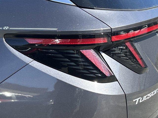 new 2025 Hyundai TUCSON Hybrid car, priced at $42,660
