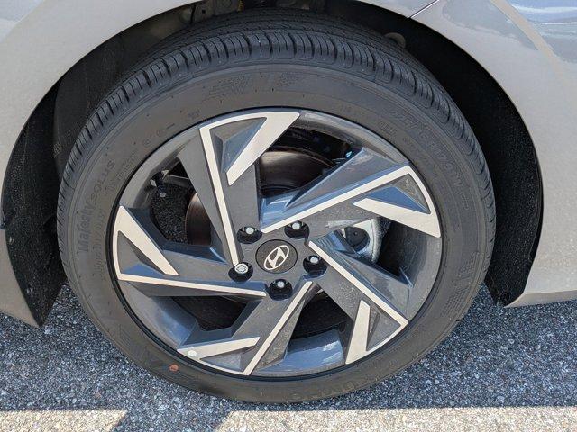 new 2025 Hyundai Elantra car, priced at $23,039