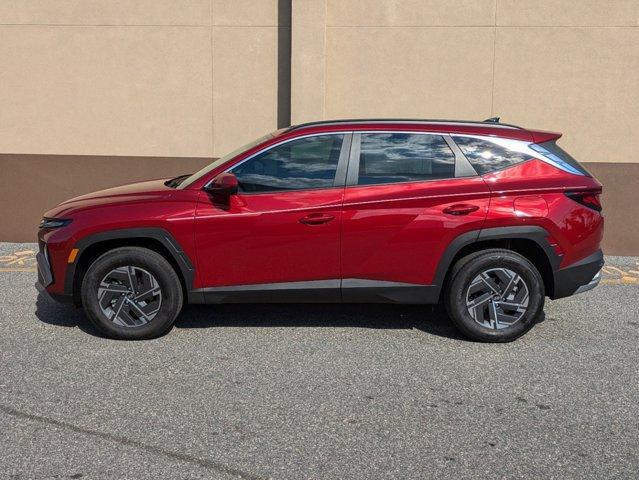 new 2025 Hyundai TUCSON Hybrid car, priced at $33,908