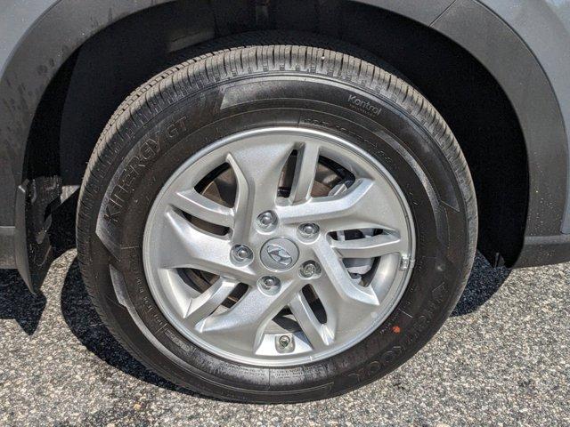 new 2025 Hyundai Venue car, priced at $21,044