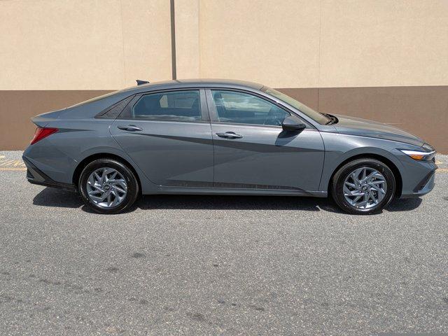 new 2025 Hyundai ELANTRA HEV car, priced at $24,416
