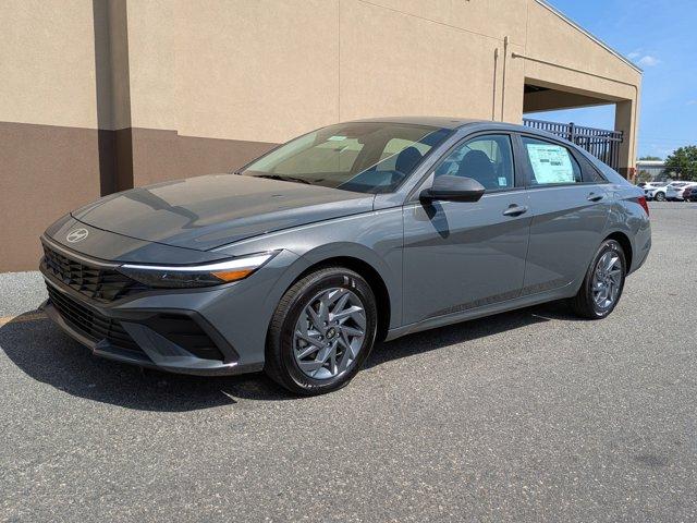 new 2025 Hyundai ELANTRA HEV car, priced at $24,416