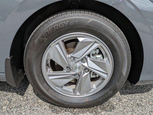 new 2025 Hyundai Elantra car, priced at $18,660