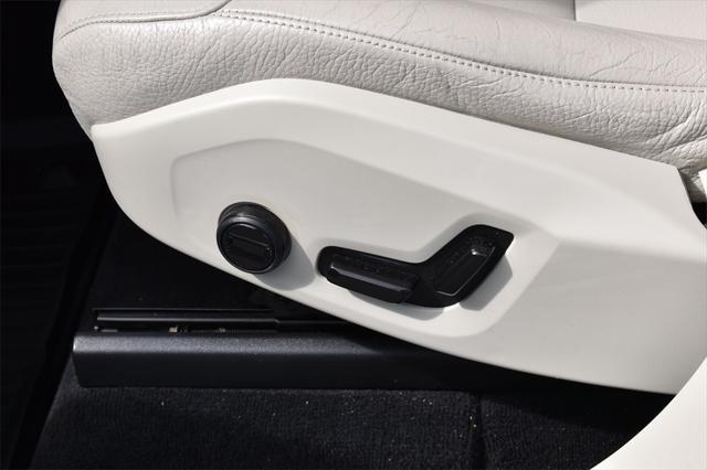 used 2022 Volvo XC90 Recharge Plug-In Hybrid car, priced at $33,490