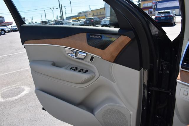 used 2022 Volvo XC90 Recharge Plug-In Hybrid car, priced at $33,490