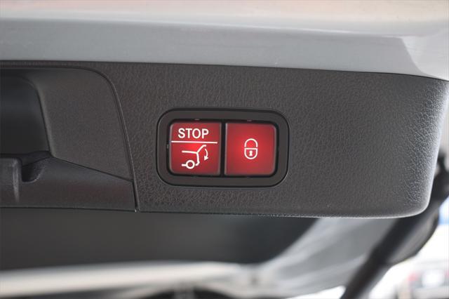 used 2020 Mercedes-Benz GLB 250 car, priced at $20,990