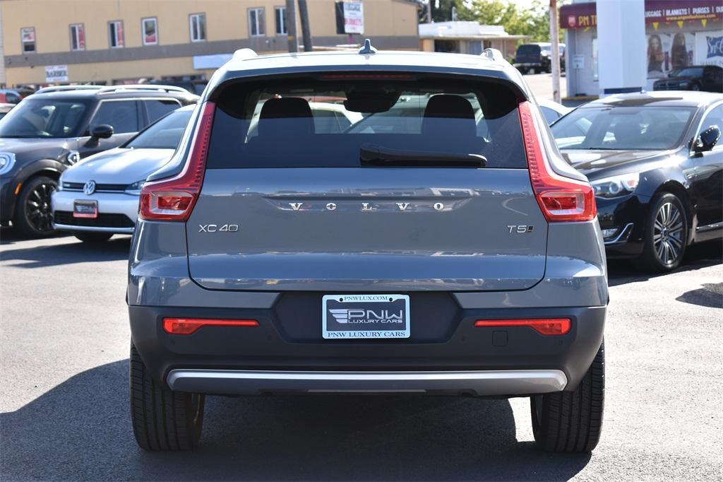 used 2021 Volvo XC40 car, priced at $20,981