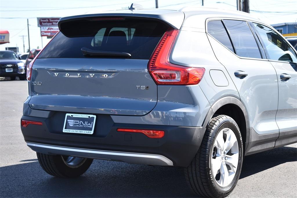 used 2021 Volvo XC40 car, priced at $20,981