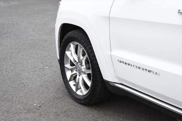 used 2014 Jeep Grand Cherokee car, priced at $11,980