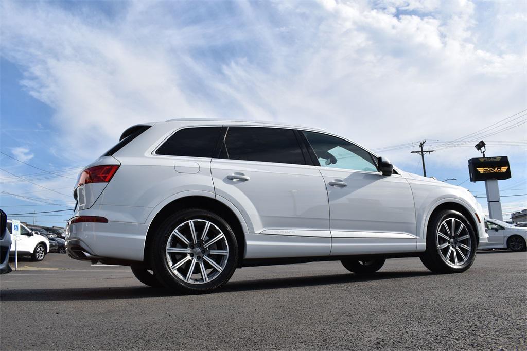 used 2019 Audi Q7 car, priced at $21,790