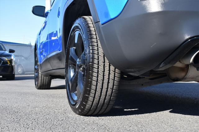 used 2018 Jeep Cherokee car, priced at $12,990