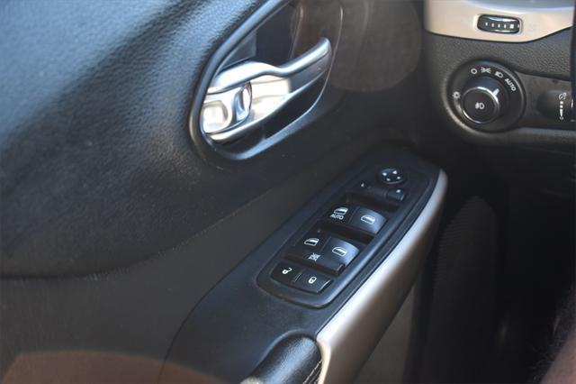 used 2018 Jeep Cherokee car, priced at $12,990