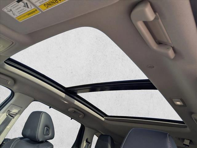 used 2023 Acura MDX car, priced at $38,491