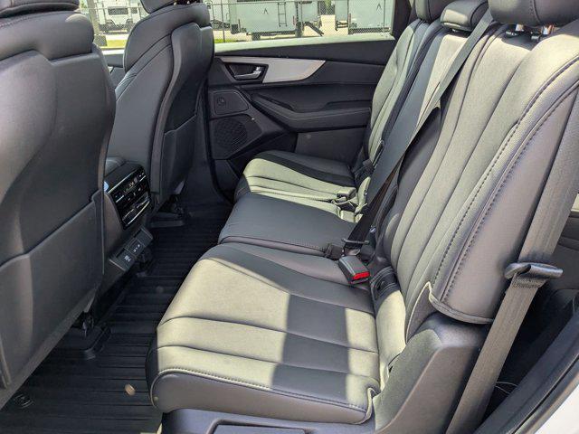 used 2025 Acura MDX car, priced at $47,277