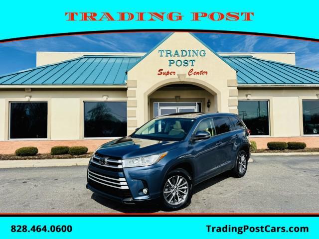 used 2018 Toyota Highlander car, priced at $22,500