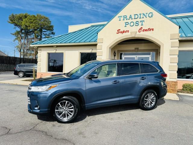 used 2018 Toyota Highlander car, priced at $22,500