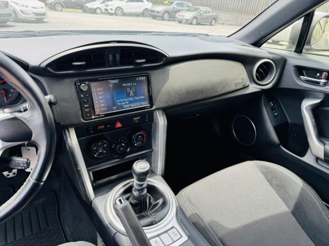 used 2019 Toyota 86 car, priced at $18,550