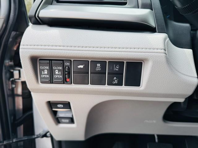 used 2018 Honda Odyssey car, priced at $19,888