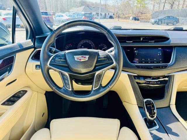 used 2017 Cadillac XT5 car, priced at $18,888