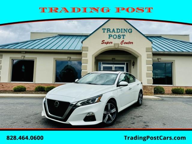 used 2021 Nissan Altima car, priced at $23,900