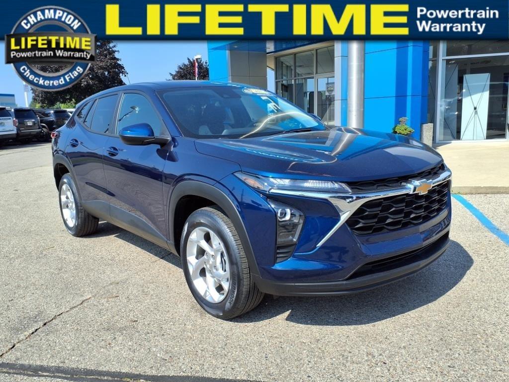 used 2024 Chevrolet Trax car, priced at $20,798