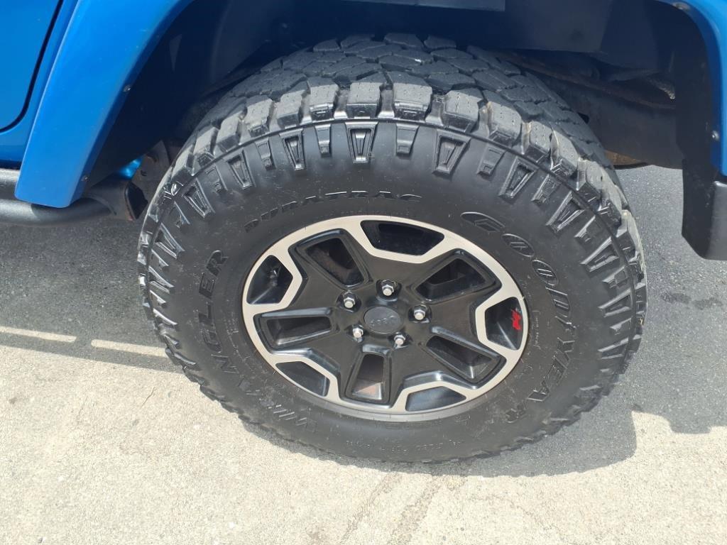 used 2016 Jeep Wrangler Unlimited car, priced at $24,430