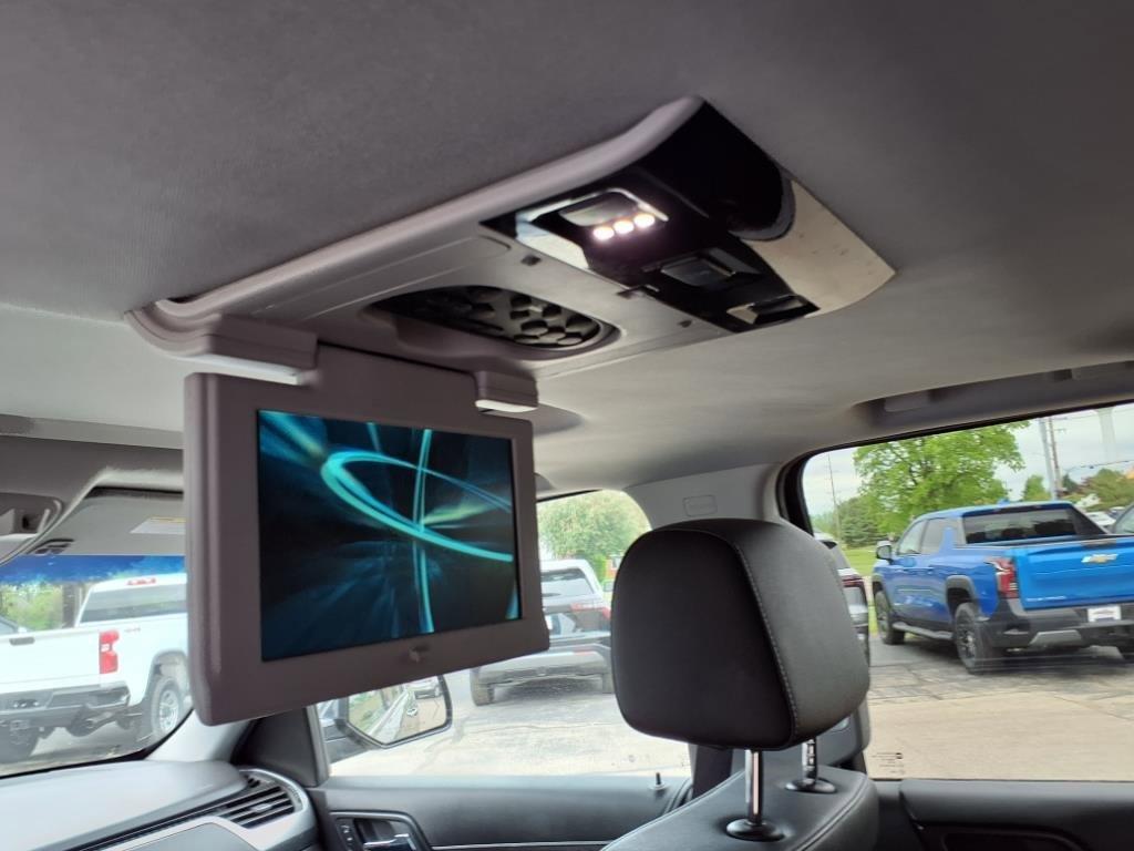 used 2016 Chevrolet Suburban car, priced at $19,998