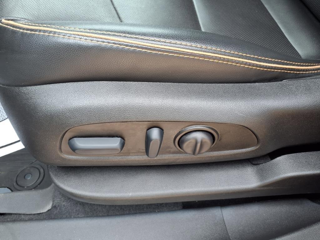 used 2023 GMC Terrain car, priced at $29,987