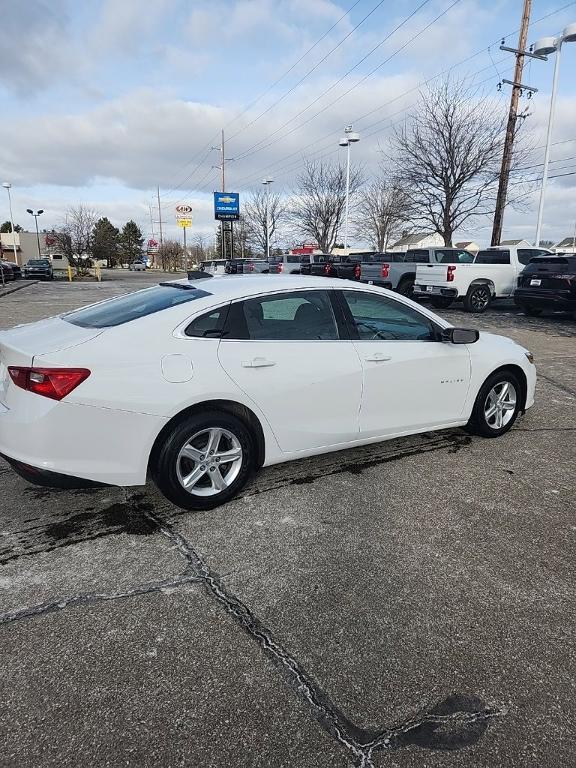 used 2019 Chevrolet Malibu car, priced at $13,900