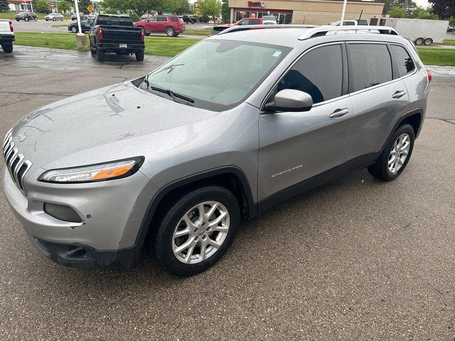 used 2016 Jeep Cherokee car, priced at $9,651