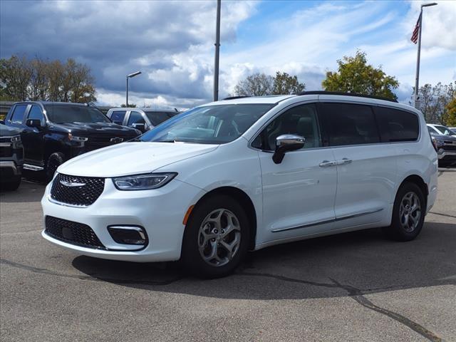 used 2023 Chrysler Pacifica car, priced at $32,785