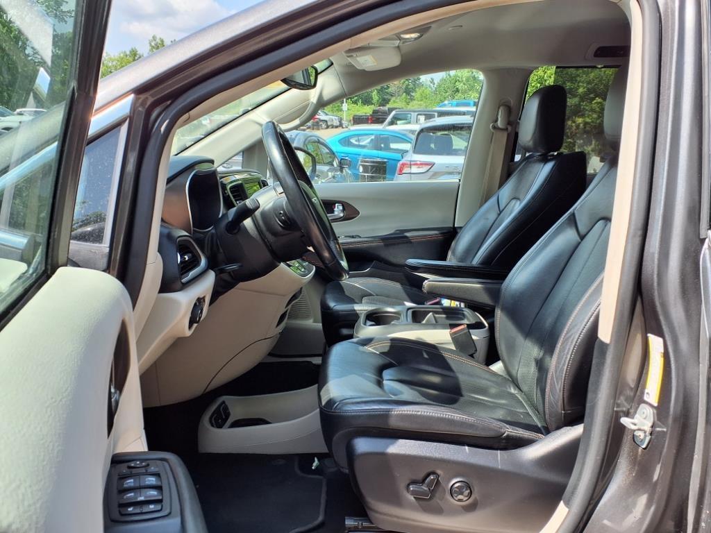 used 2019 Chrysler Pacifica car, priced at $15,348