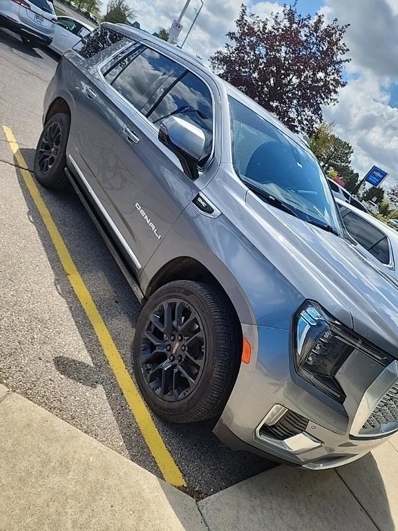 used 2022 GMC Yukon car, priced at $58,600