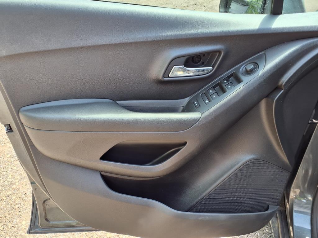 used 2020 Chevrolet Trax car, priced at $11,893