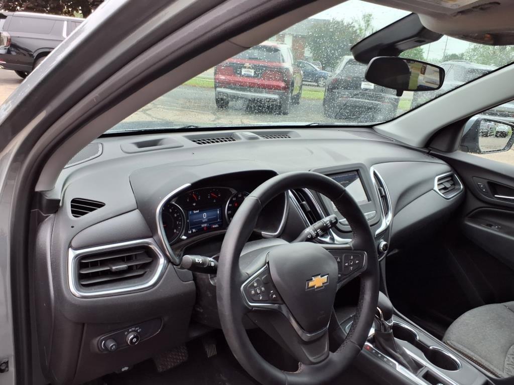 used 2024 Chevrolet Equinox car, priced at $22,998