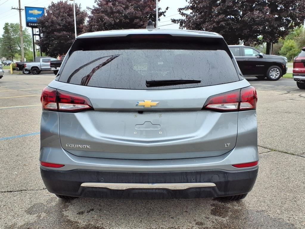 used 2024 Chevrolet Equinox car, priced at $22,998