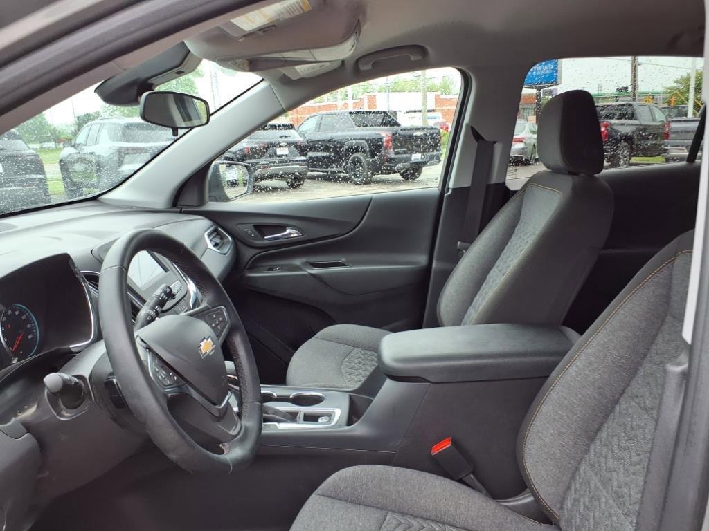 used 2024 Chevrolet Equinox car, priced at $22,998