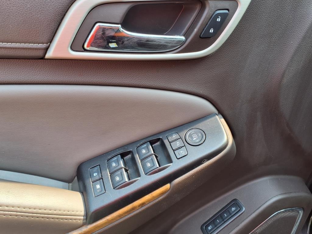 used 2016 GMC Yukon car, priced at $18,978