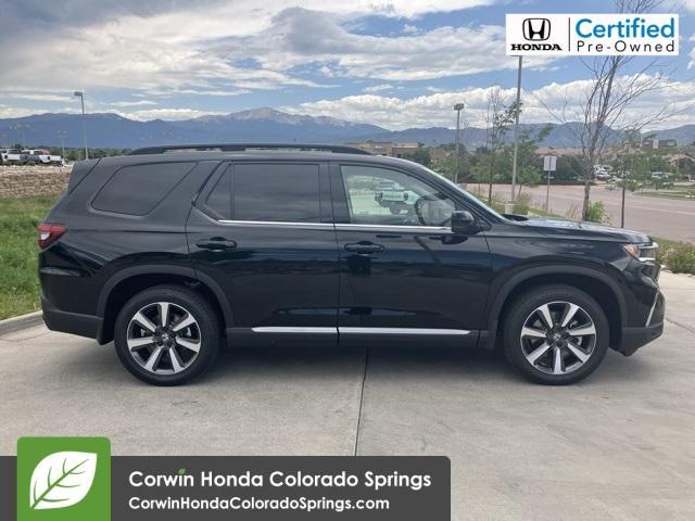 used 2025 Honda Pilot car, priced at $51,050