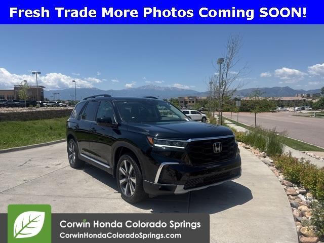 used 2025 Honda Pilot car, priced at $51,050