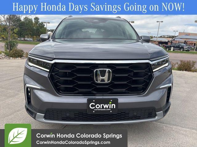 new 2025 Honda Pilot car, priced at $51,050