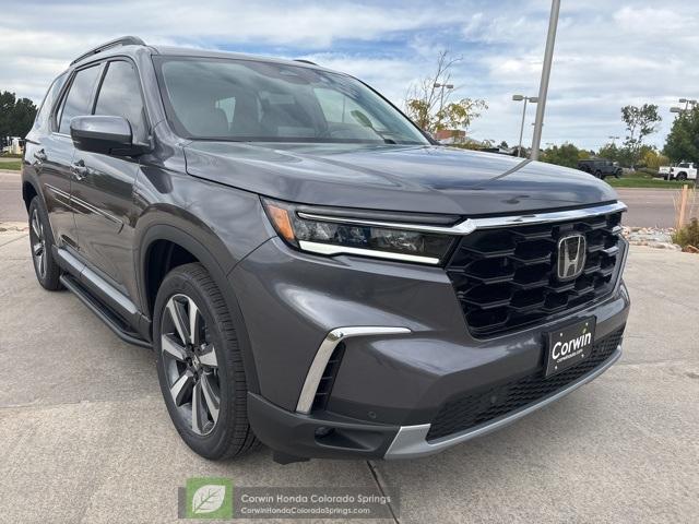 new 2025 Honda Pilot car, priced at $51,050