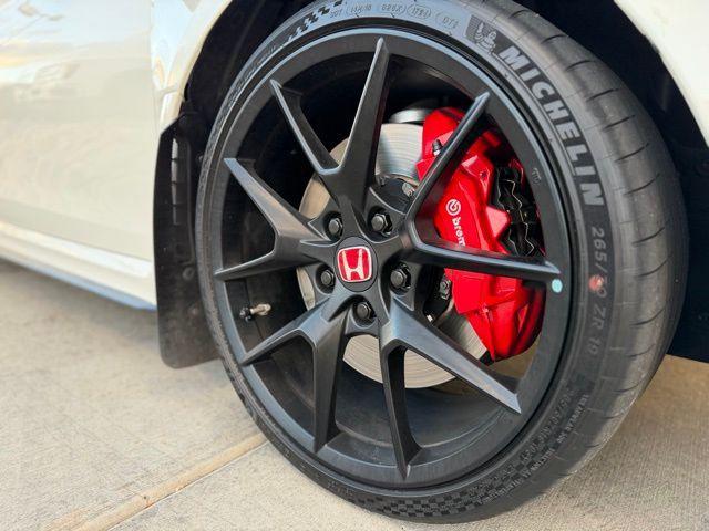 used 2025 Honda Civic Type R car, priced at $45,000