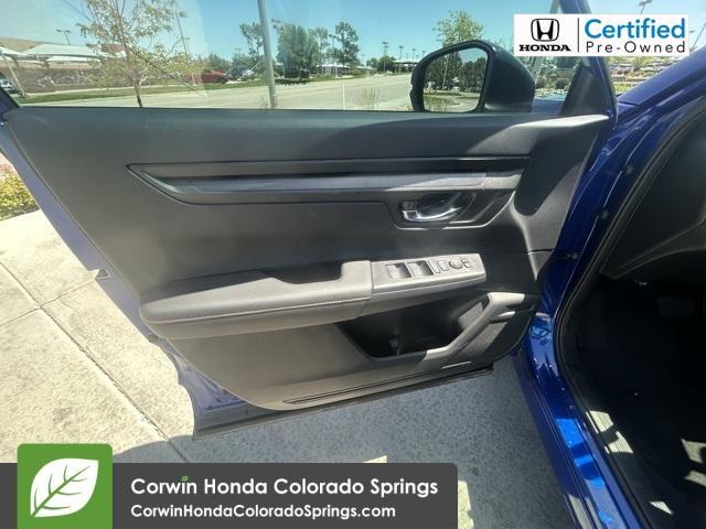 used 2025 Honda CR-V Hybrid car, priced at $38,000