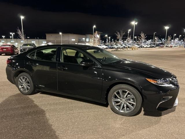 used 2016 Lexus ES 300h car, priced at $19,600